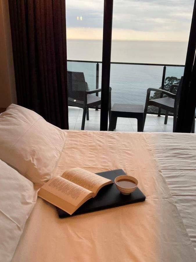 Villa Deluxe Квариати Екстериор снимка