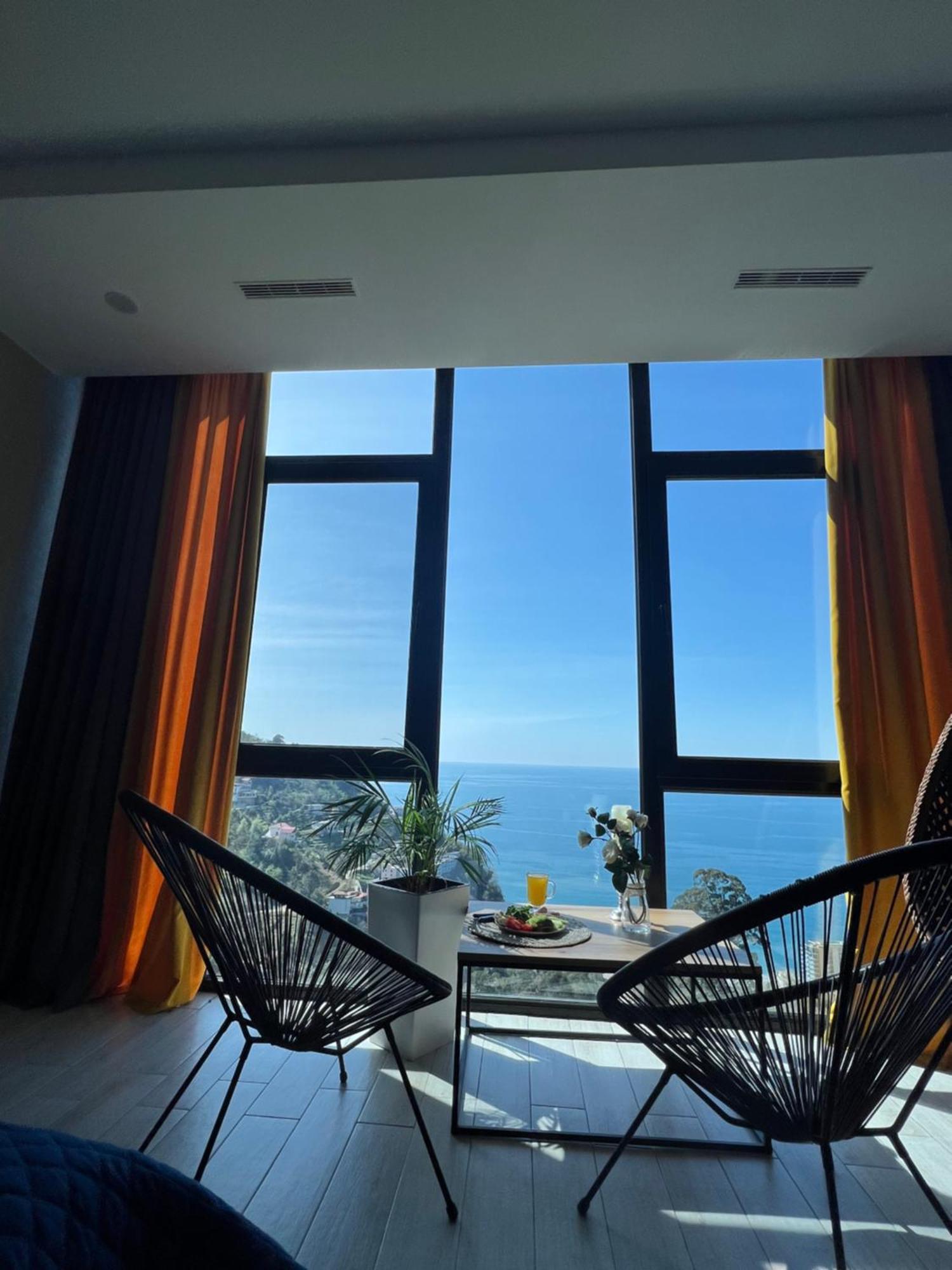 Villa Deluxe Квариати Екстериор снимка